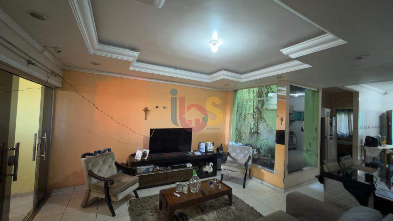 Casa, 4 quartos, 176 m² - Foto 2
