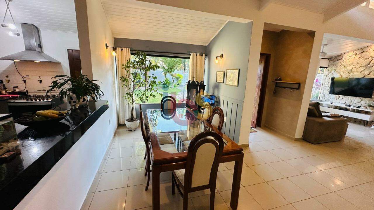 Casa, 4 quartos, 200 m² - Foto 13