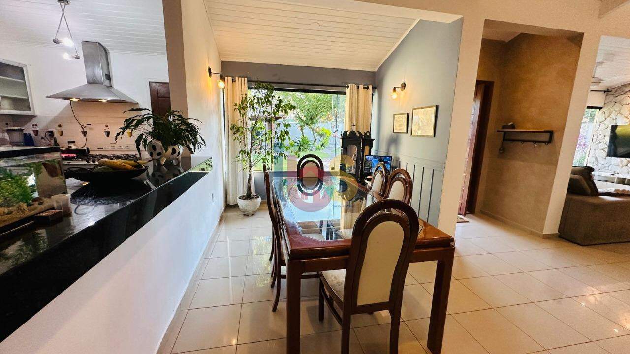 Casa, 4 quartos, 200 m² - Foto 14