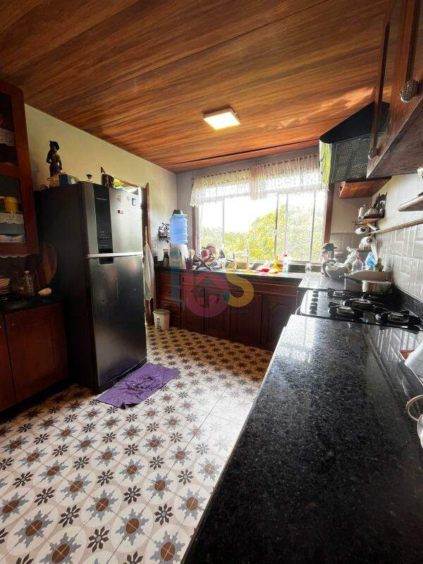 Casa, 4 quartos, 370 m² - Foto 4