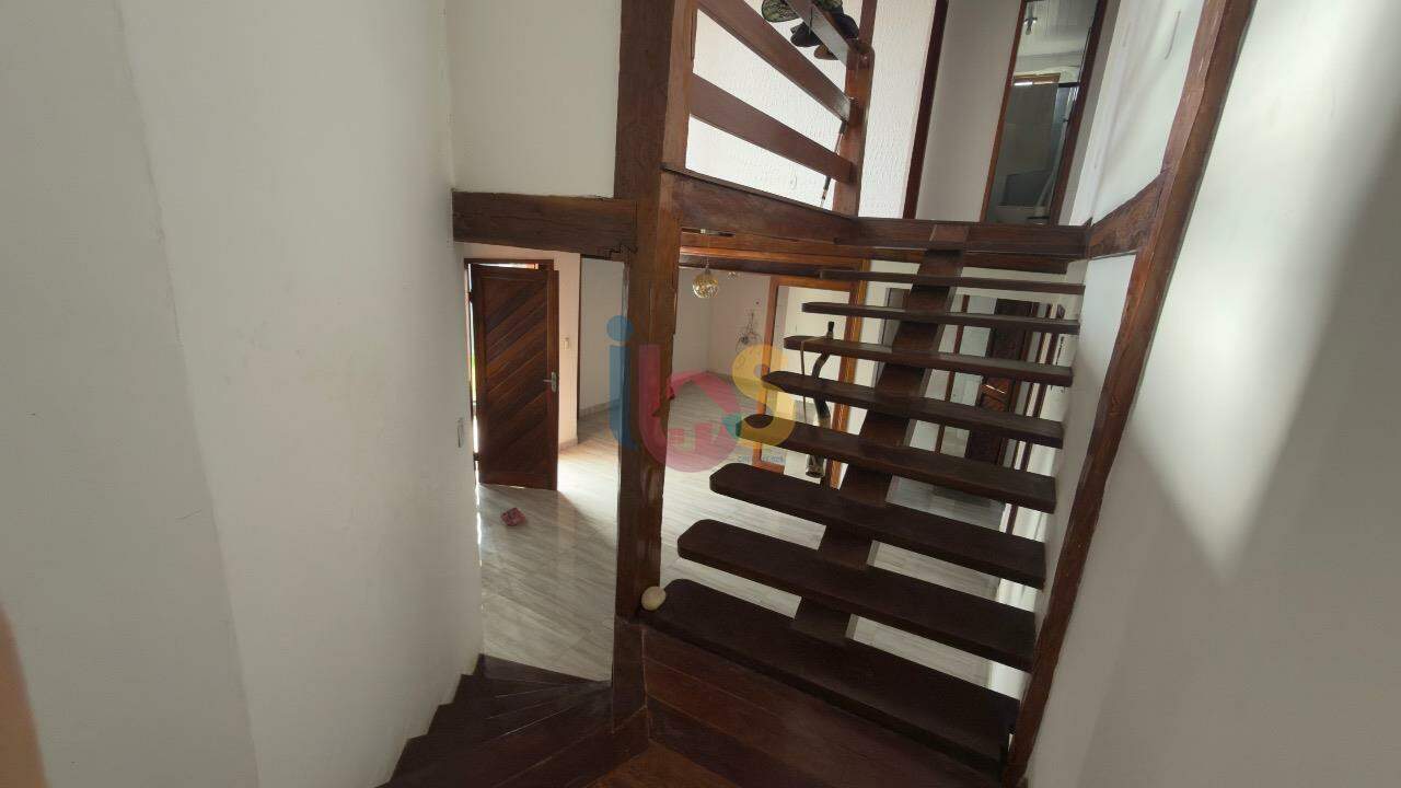 Casa, 5 quartos, 240 m² - Foto 5