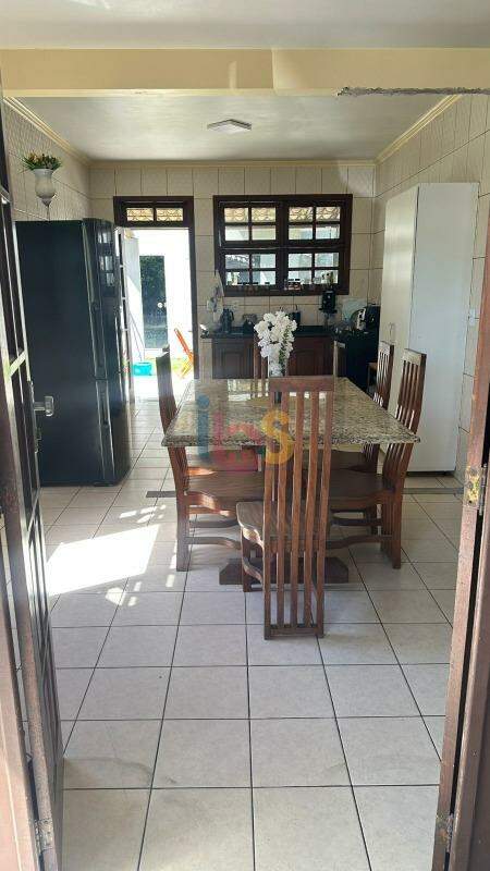 Casa, 6 quartos, 193 m² - Foto 8