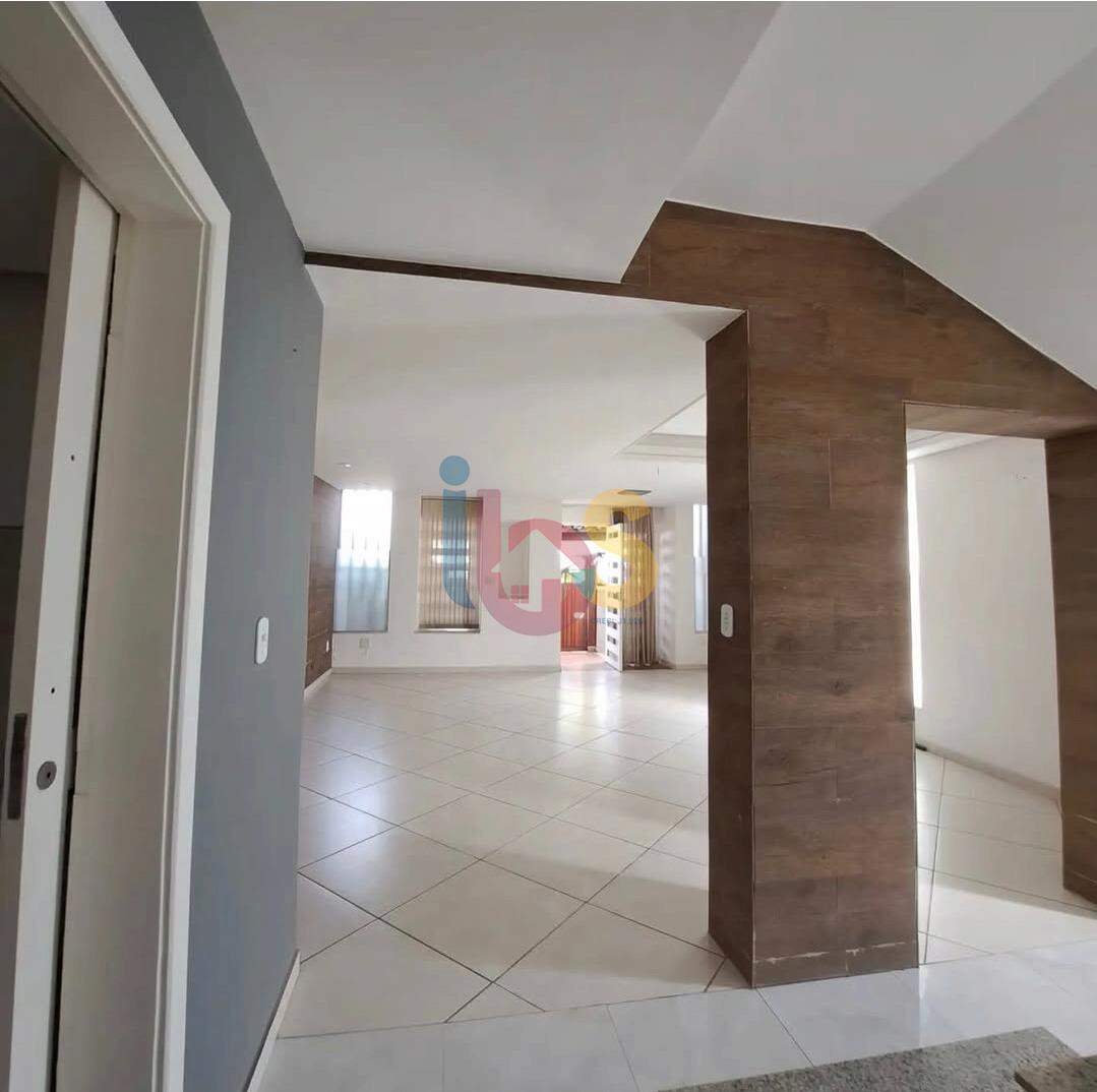 Casa, 4 quartos, 250 m² - Foto 3