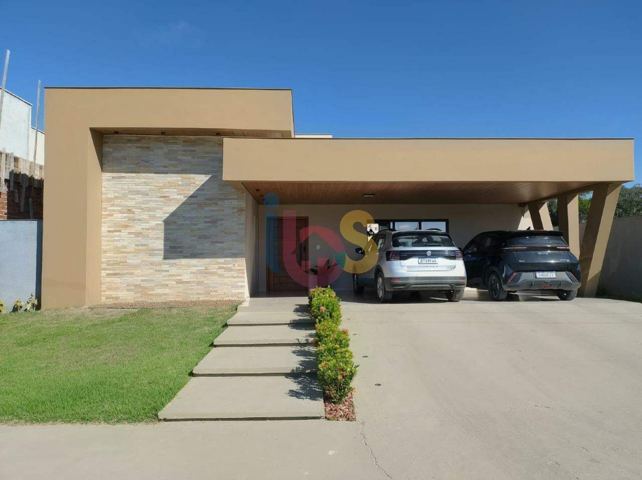 Casa, 4 quartos, 235 m² - Foto 2