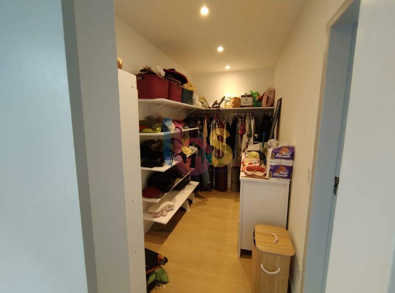 Casa, 4 quartos, 235 m² - Foto 8