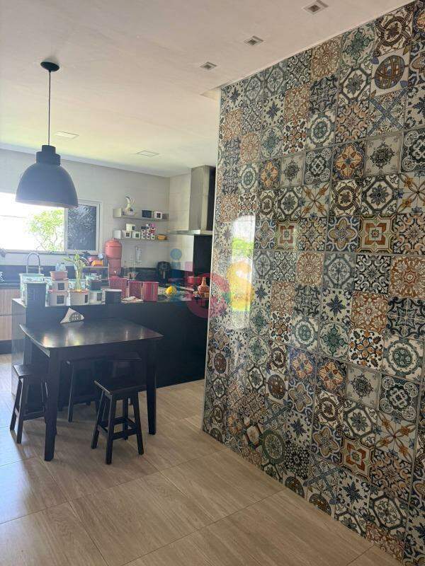Casa, 5 quartos, 137 m² - Foto 9