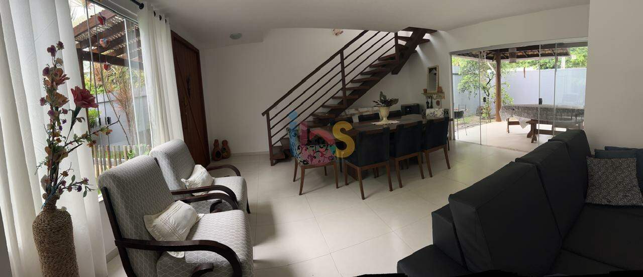 Casa, 3 quartos, 146 m² - Foto 1