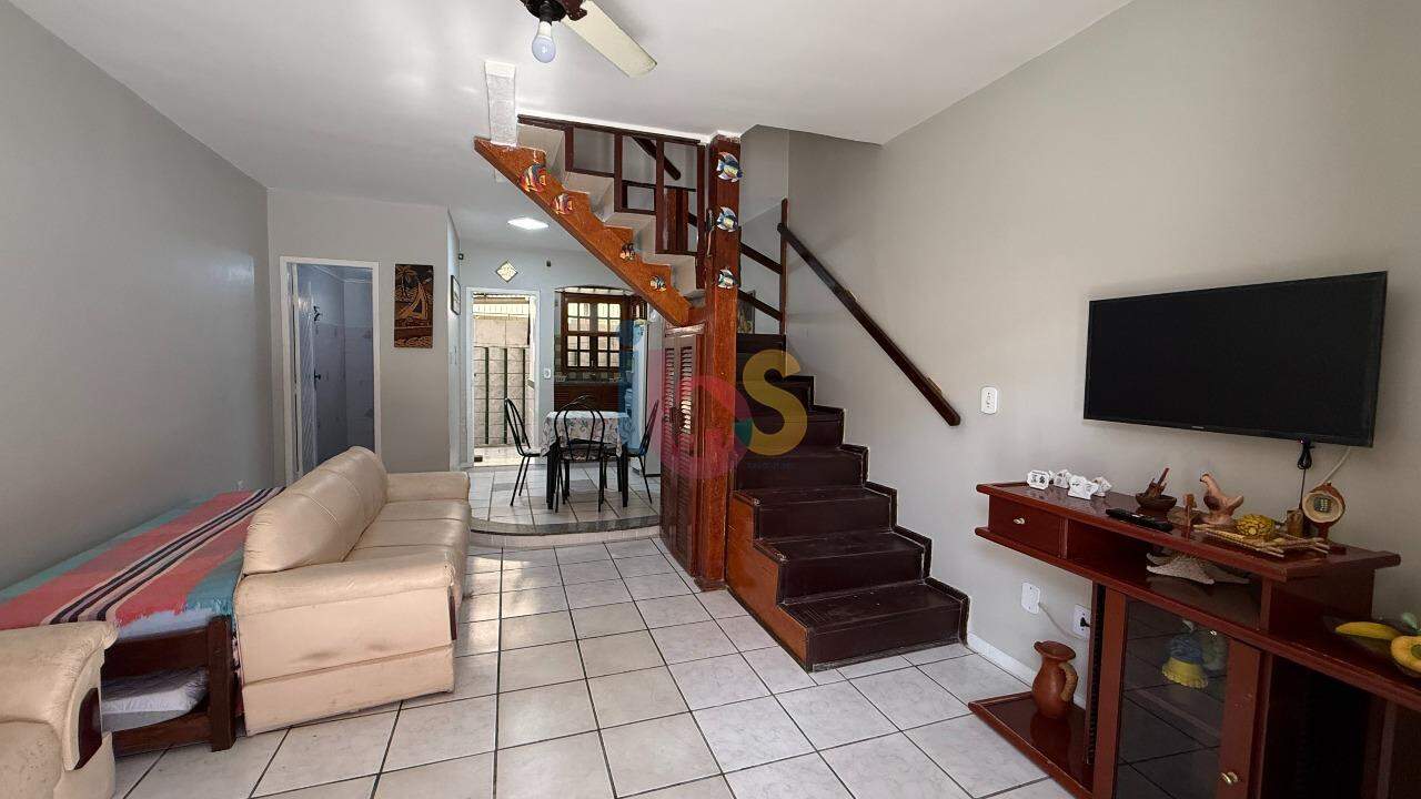 Sítio, 2 quartos, 2000 m² - Foto 1