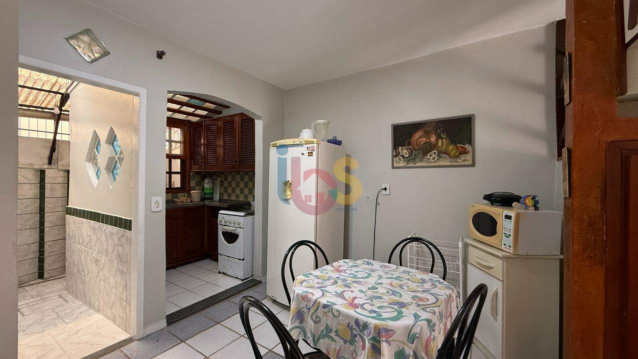 Sítio, 2 quartos, 2000 m² - Foto 2