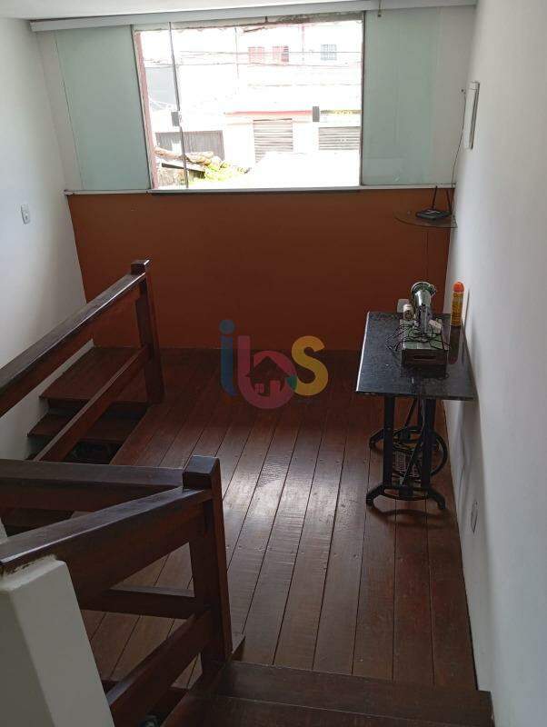 Casa, 4 quartos, 235 m² - Foto 3