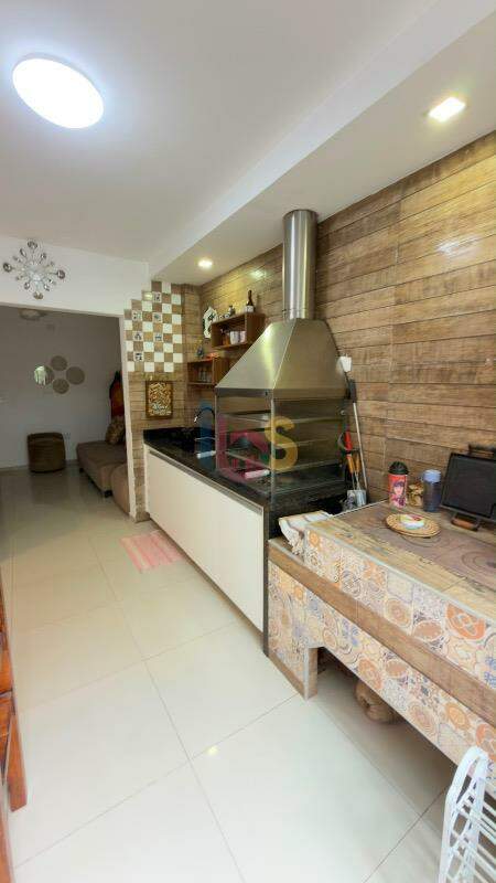 Casa, 4 quartos, 235 m² - Foto 5