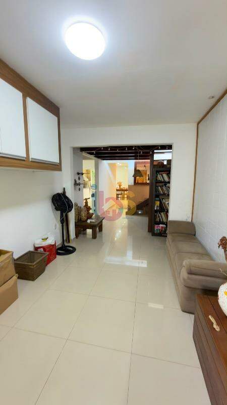 Casa, 4 quartos, 235 m² - Foto 13
