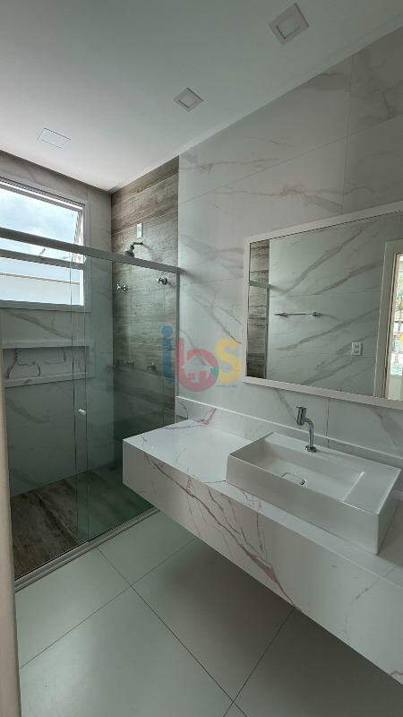 Casa, 4 quartos, 260 m² - Foto 26