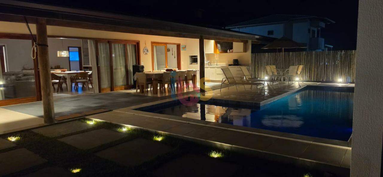 Casa, 4 quartos, 218 m² - Foto 4