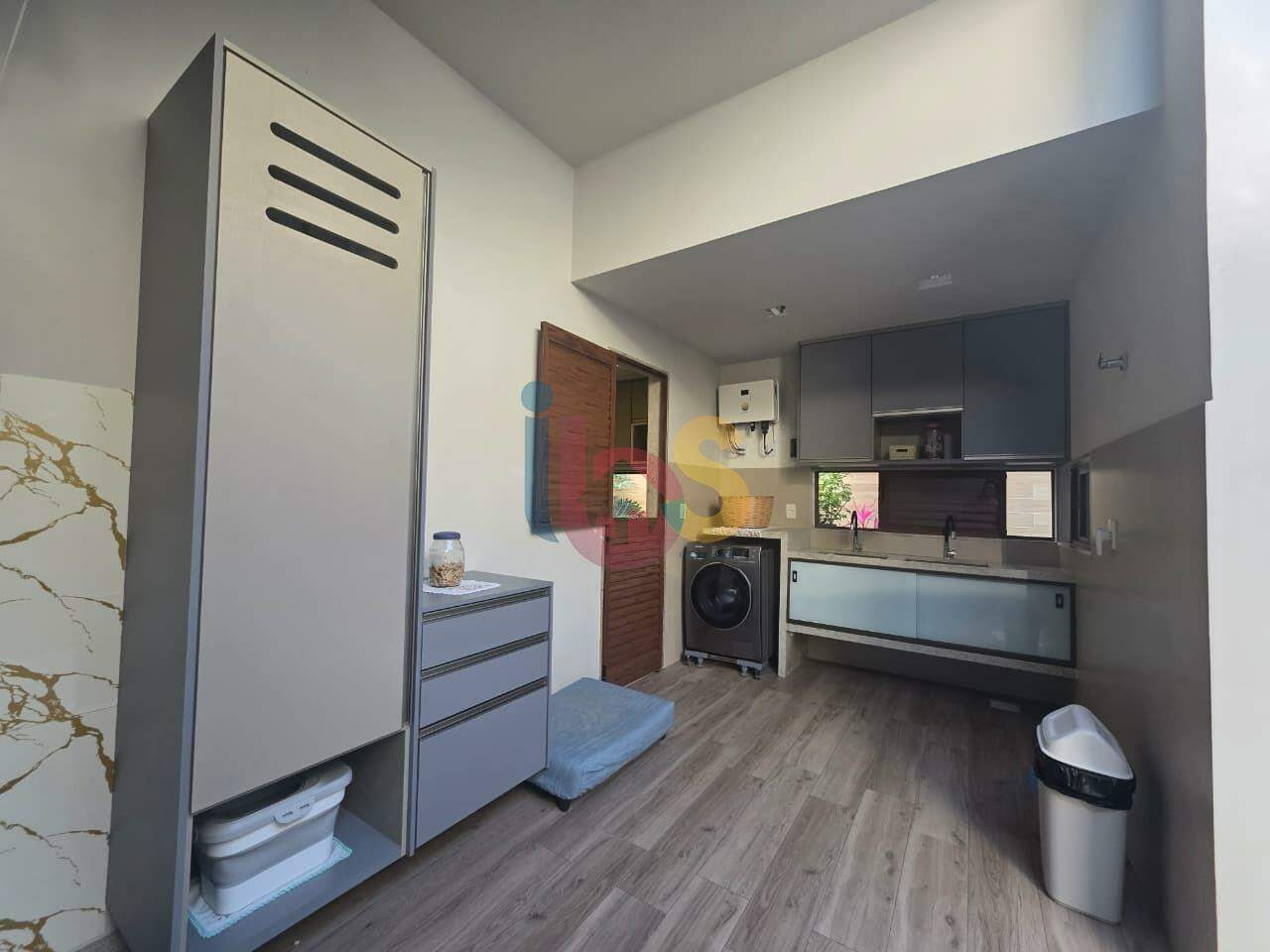 Casa, 3 quartos, 261 m² - Foto 32