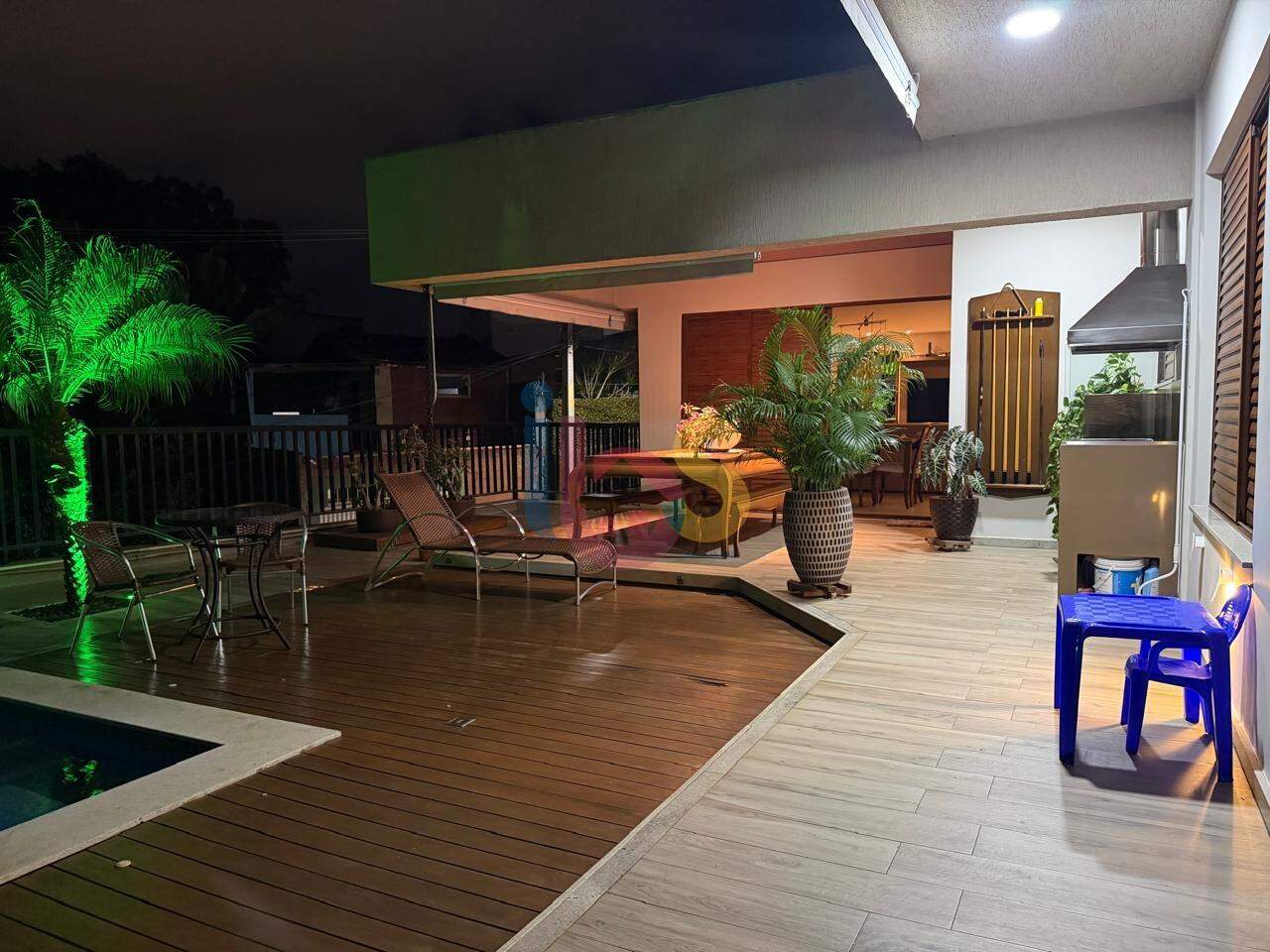 Casa, 3 quartos, 261 m² - Foto 13