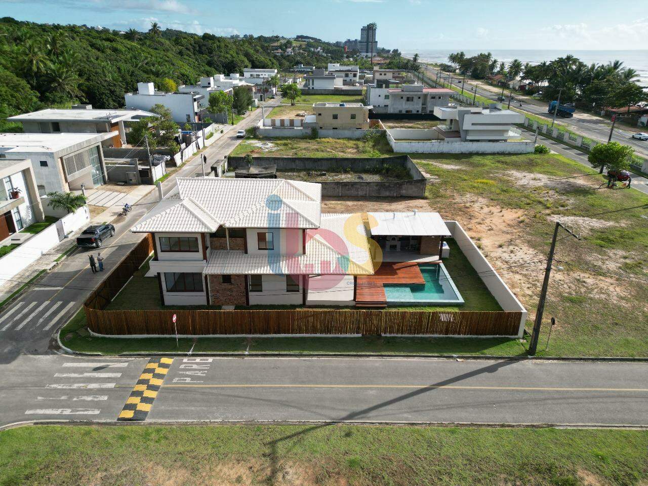 Casa, 5 quartos, 300 m² - Foto 2