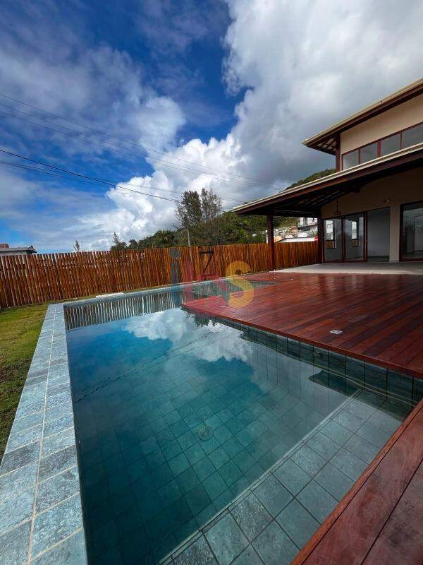 Casa, 5 quartos, 300 m² - Foto 20