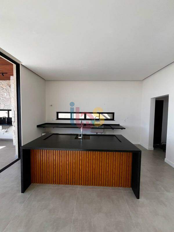 Casa, 4 quartos, 375 m² - Foto 16