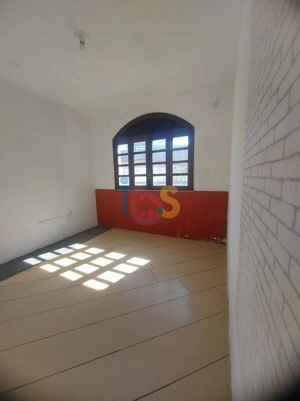 Casa, 4 quartos, 300 m² - Foto 11