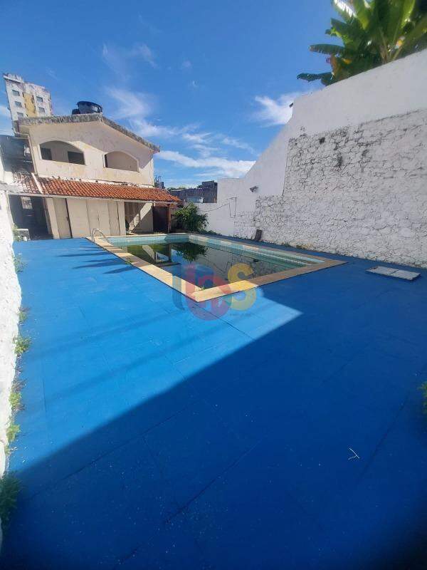 Casa, 4 quartos, 300 m² - Foto 1