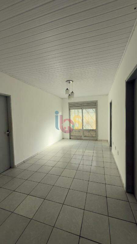 Casa, 3 quartos, 108 m² - Foto 2