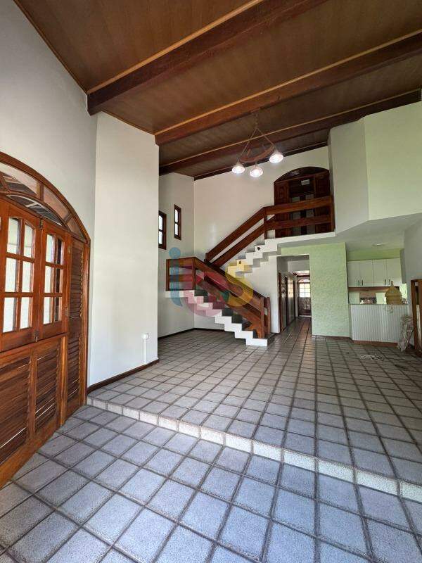 Casa, 4 quartos, 271 m² - Foto 4