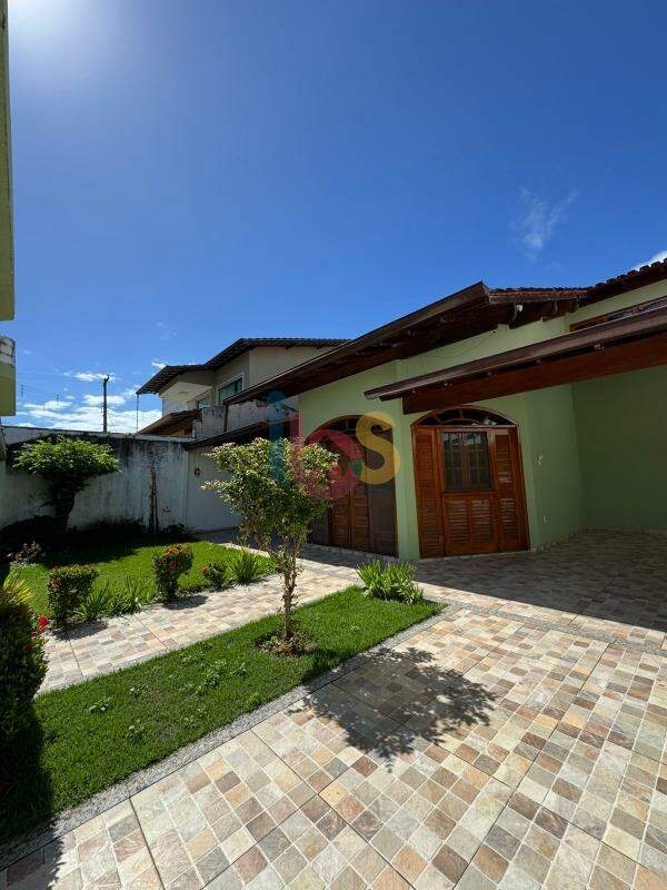 Casa, 4 quartos, 271 m² - Foto 1