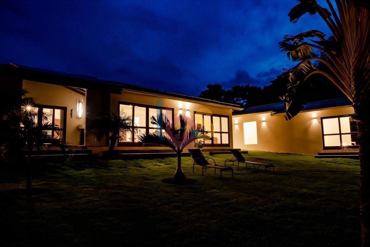 Casa, 3 quartos, 260 m² - Foto 1