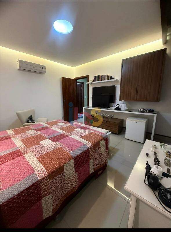 Casa, 4 quartos, 233 m² - Foto 12