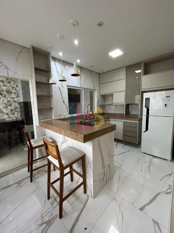 Casa, 3 quartos, 130 m² - Foto 2