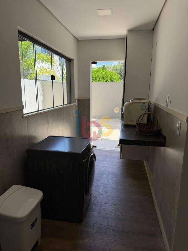 Casa, 4 quartos, 263 m² - Foto 18