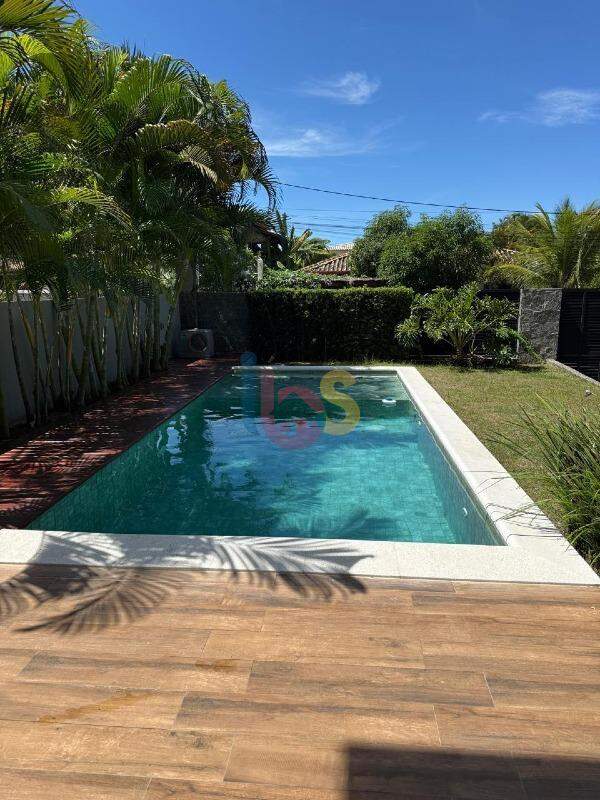Casa, 4 quartos, 263 m² - Foto 1