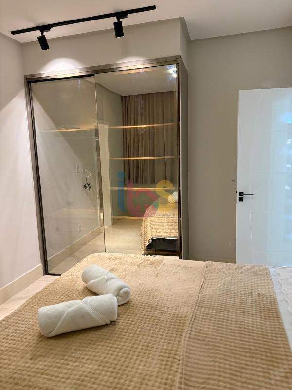 Casa, 4 quartos, 263 m² - Foto 30