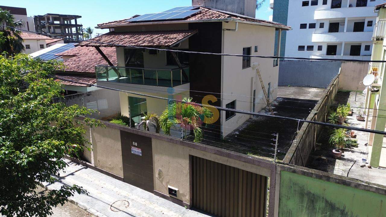 Casa, 4 quartos, 180 m² - Foto 1