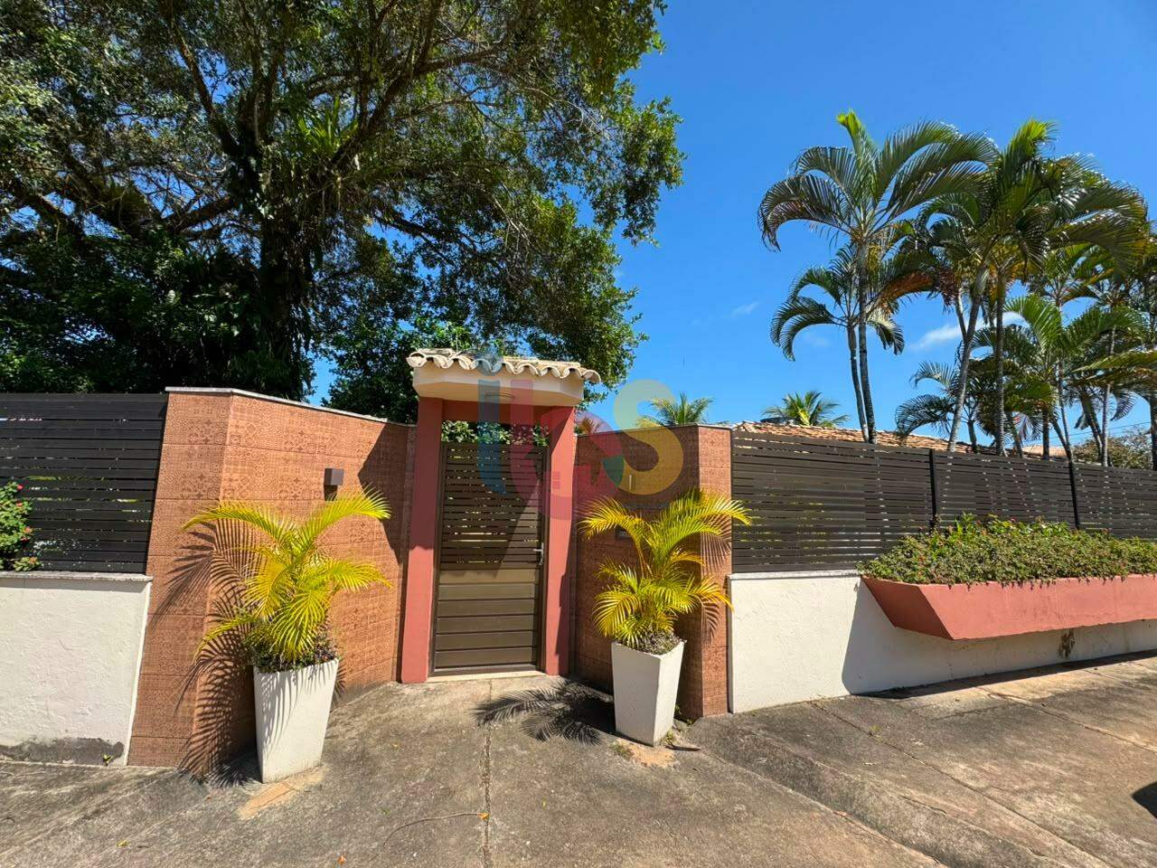 Casa, 4 quartos, 265 m² - Foto 2