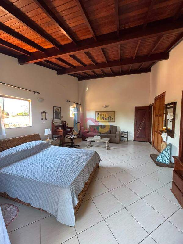 Casa, 4 quartos, 265 m² - Foto 17