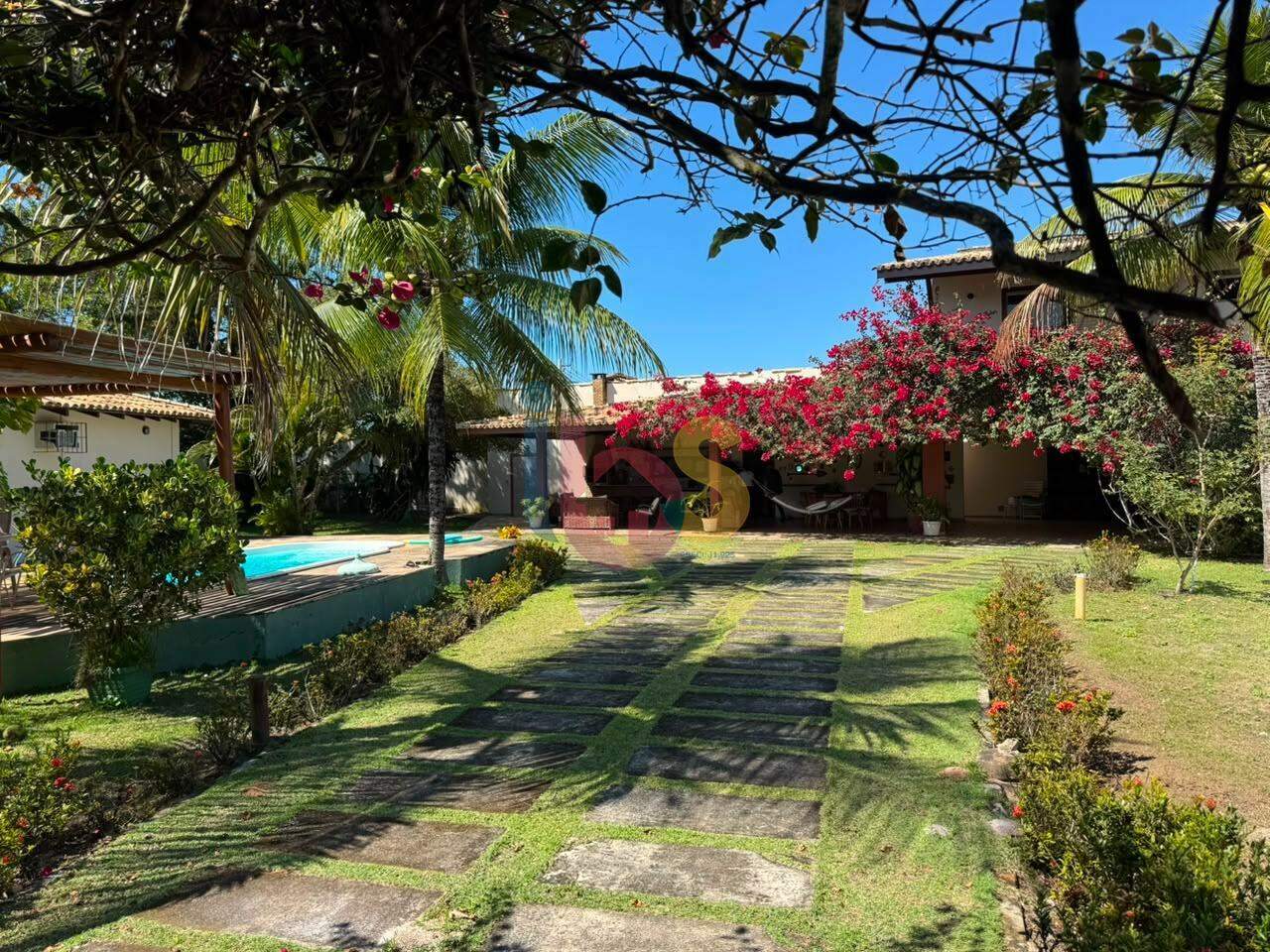 Casa, 4 quartos, 265 m² - Foto 1