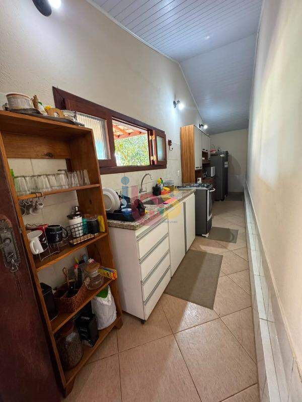 Casa, 4 quartos, 265 m² - Foto 11