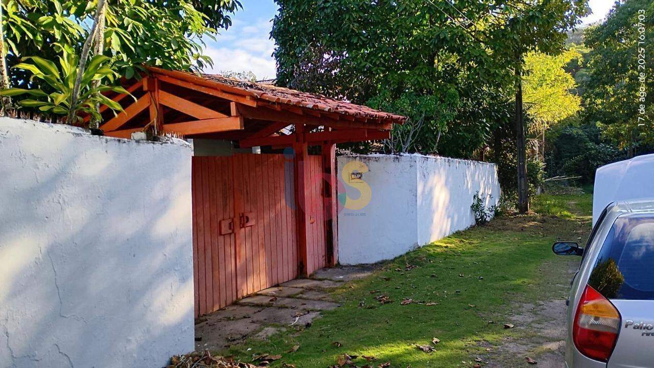 Casa, 4 quartos, 240 m² - Foto 1