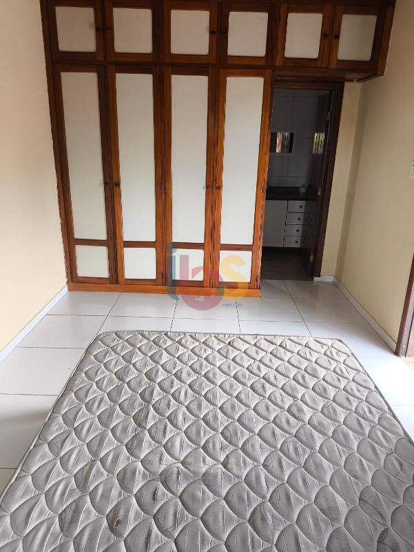 Casa, 3 quartos, 300 m² - Foto 11