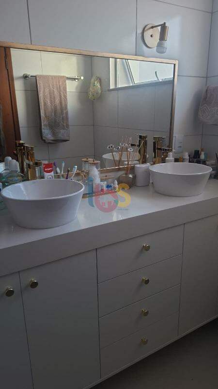 Casa, 3 quartos, 226 m² - Foto 7