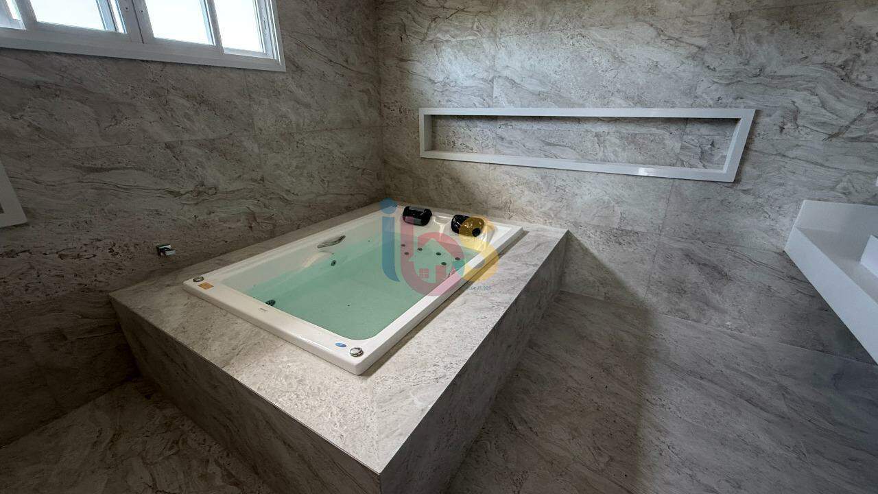 Casa, 4 quartos, 292 m² - Foto 24