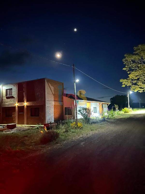 Casa, 3 quartos, 250 m² - Foto 1