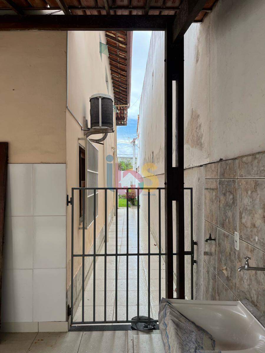 Casa, 4 quartos, 215 m² - Foto 8