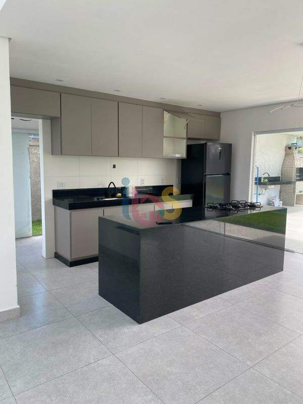 Casa, 4 quartos, 250 m² - Foto 15