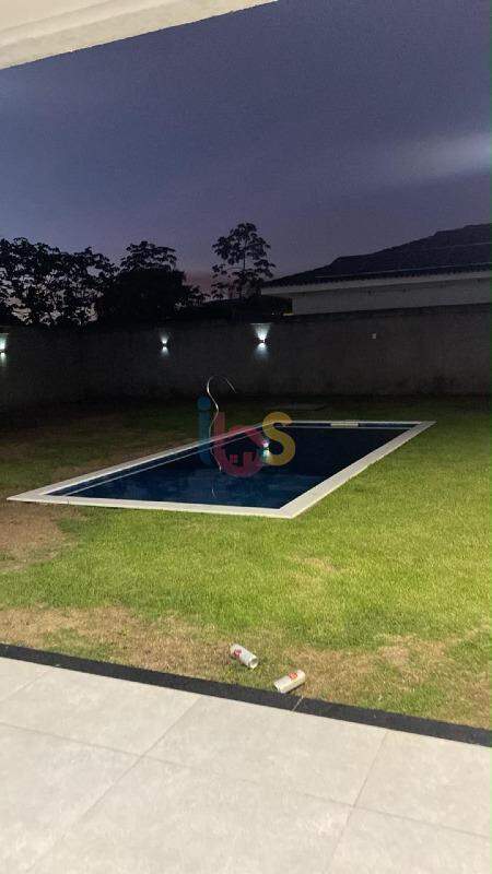Casa, 4 quartos, 250 m² - Foto 3