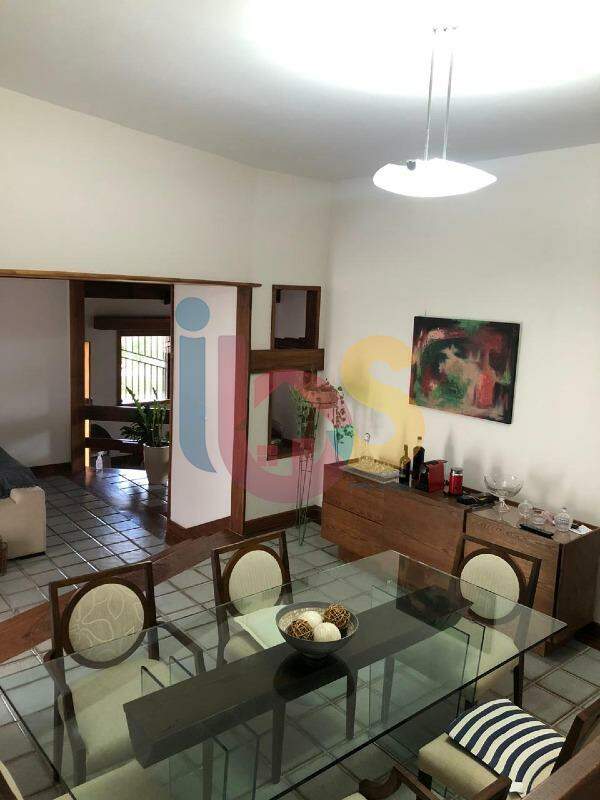 Casa à venda com 3 quartos, 353m² - Foto 8