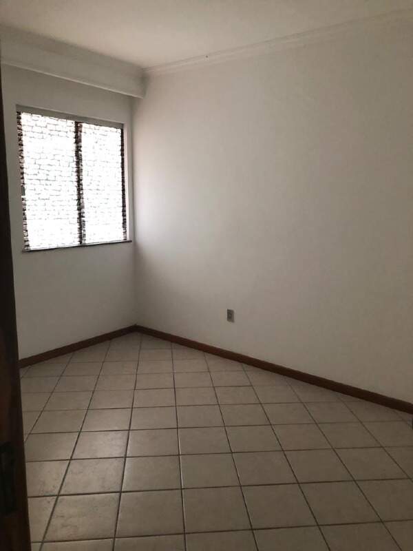 Apartamento à venda com 3 quartos, 102m² - Foto 9