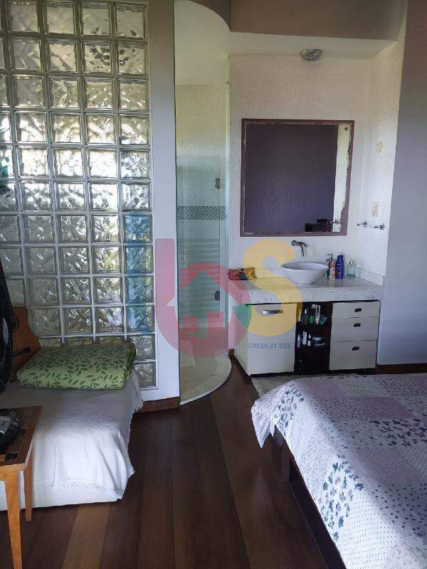 Casa à venda com 4 quartos, 500m² - Foto 11